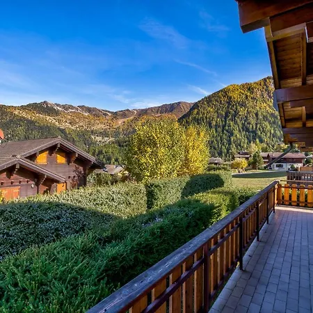 Du Bourg Chalet