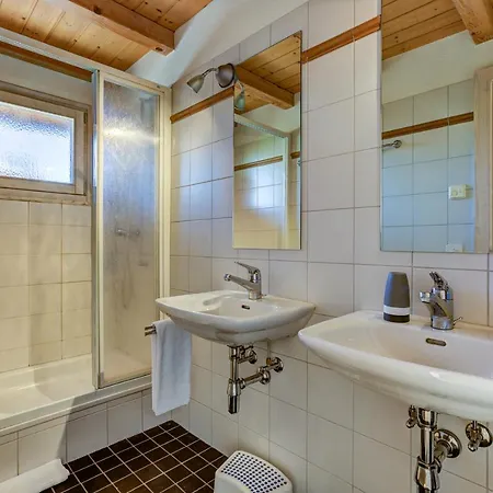 Du Bourg * La Tzoumaz